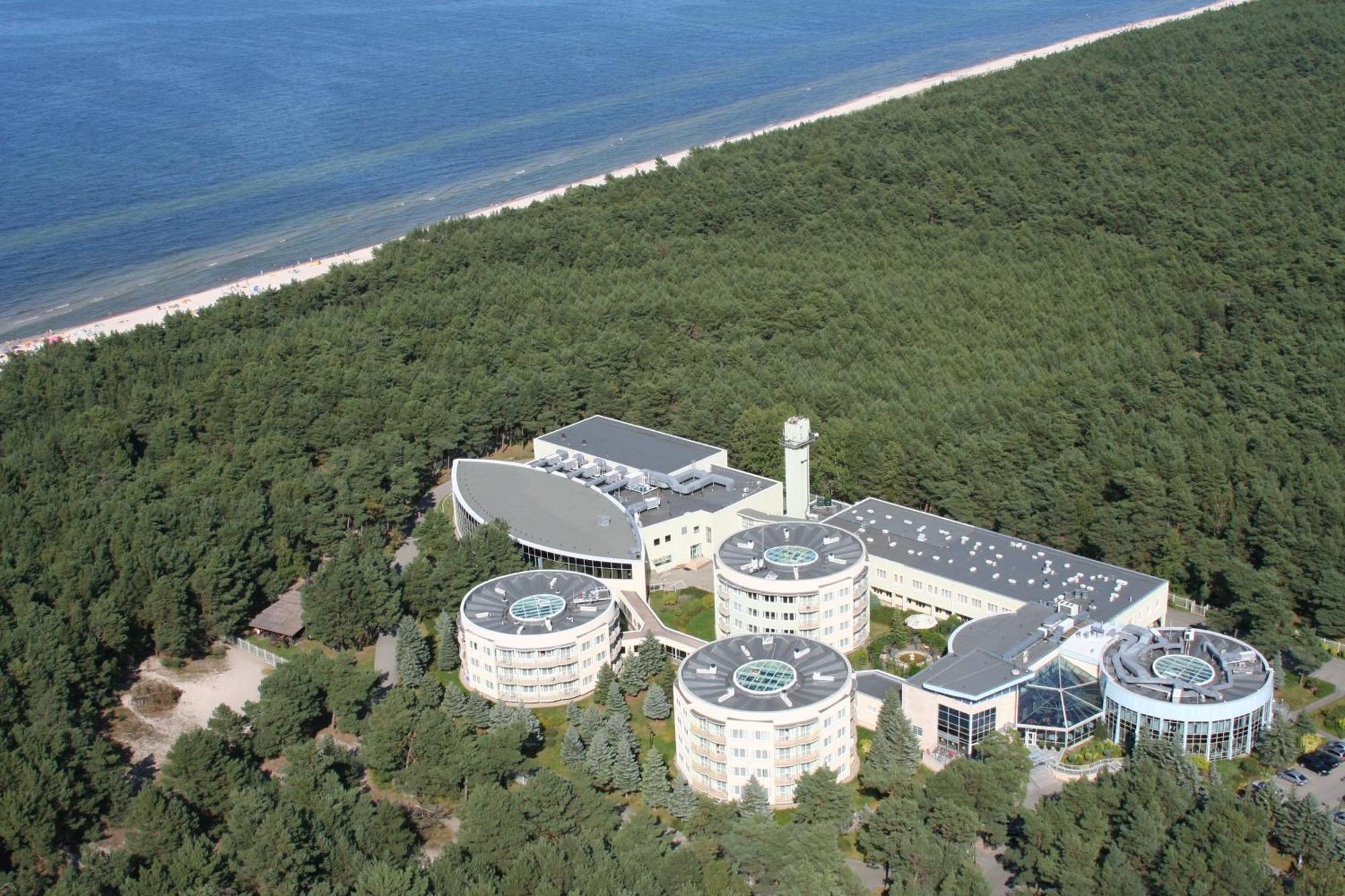 Hotel Senator Dźwirzyno Exteriér fotografie